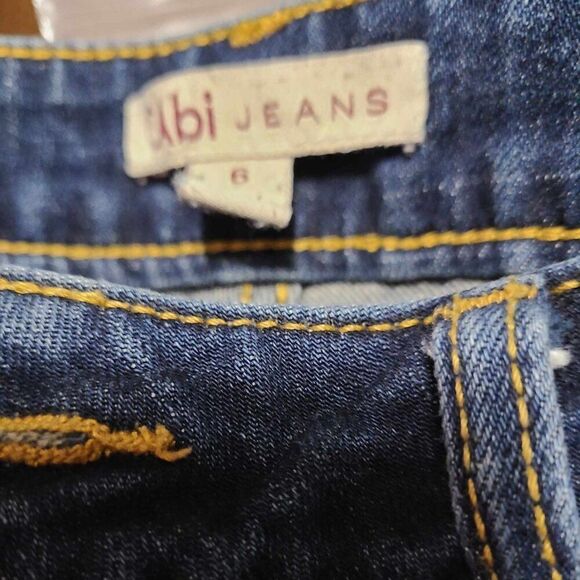 Cabi Jeans Size 6 - Picture 2 of 11